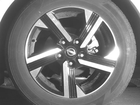 Used 2025 Nissan Sentra SV FWD image 14