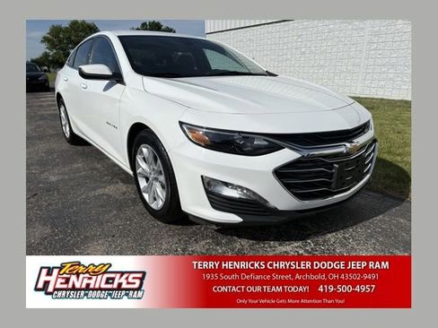 Used 2022 Chevrolet Malibu LT FWD image 1