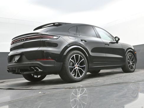New 2026 Porsche Cayenne image 34