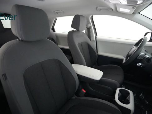 Used 2024 Hyundai Ioniq 5 SEL RWD image 23