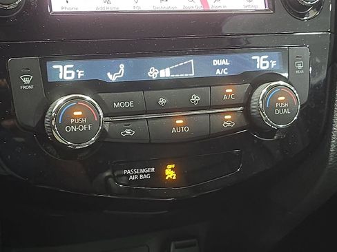 Used 2020 Nissan Rogue SL FWD image 26
