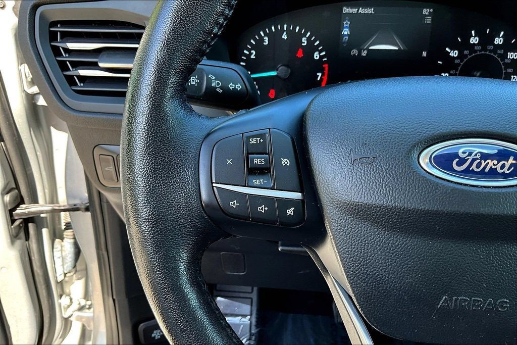 Used 2020 Ford Escape SEL AWD/4WD image 13