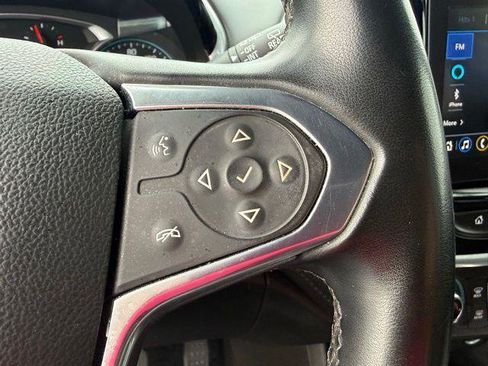 Used 2023 Chevrolet Traverse LT image 10