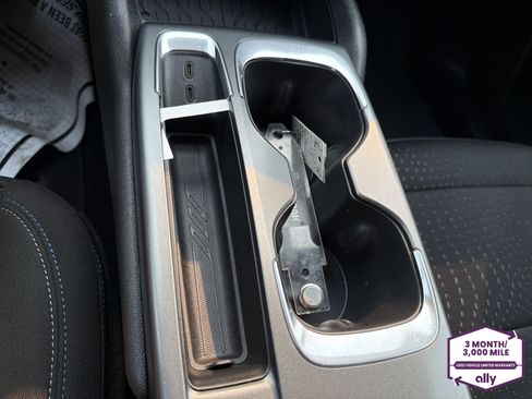 Used 2025 Chevrolet Equinox EV LT FWD image 22