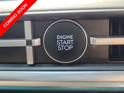 Used 2025 Hyundai Santa Fe Limited FWD image 33