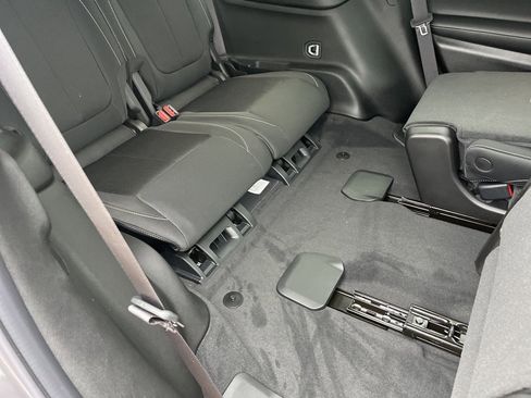 New 2025 Jeep Grand Cherokee L Laredo image 14