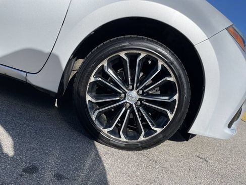 Used 2014 Toyota Corolla S FWD image 11