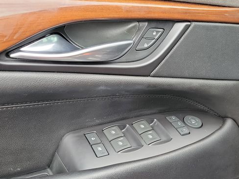 Used 2019 Cadillac Escalade ESV Luxury image 19