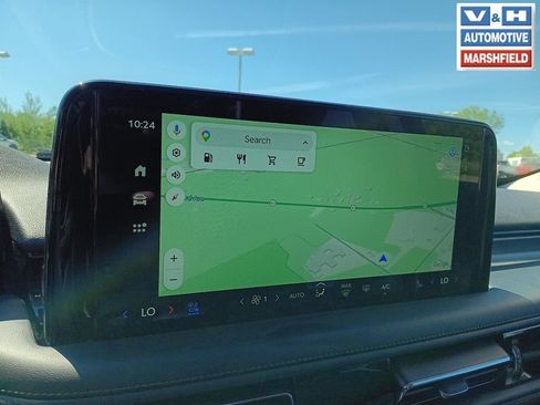 Used 2025 Lincoln Aviator AWD image 3