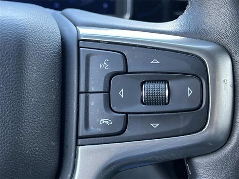 Used 2022 Chevrolet Silverado 1500 LT image 24