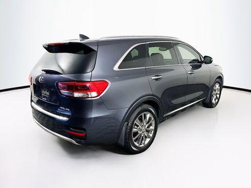 Used 2017 Kia Sorento SX image 9