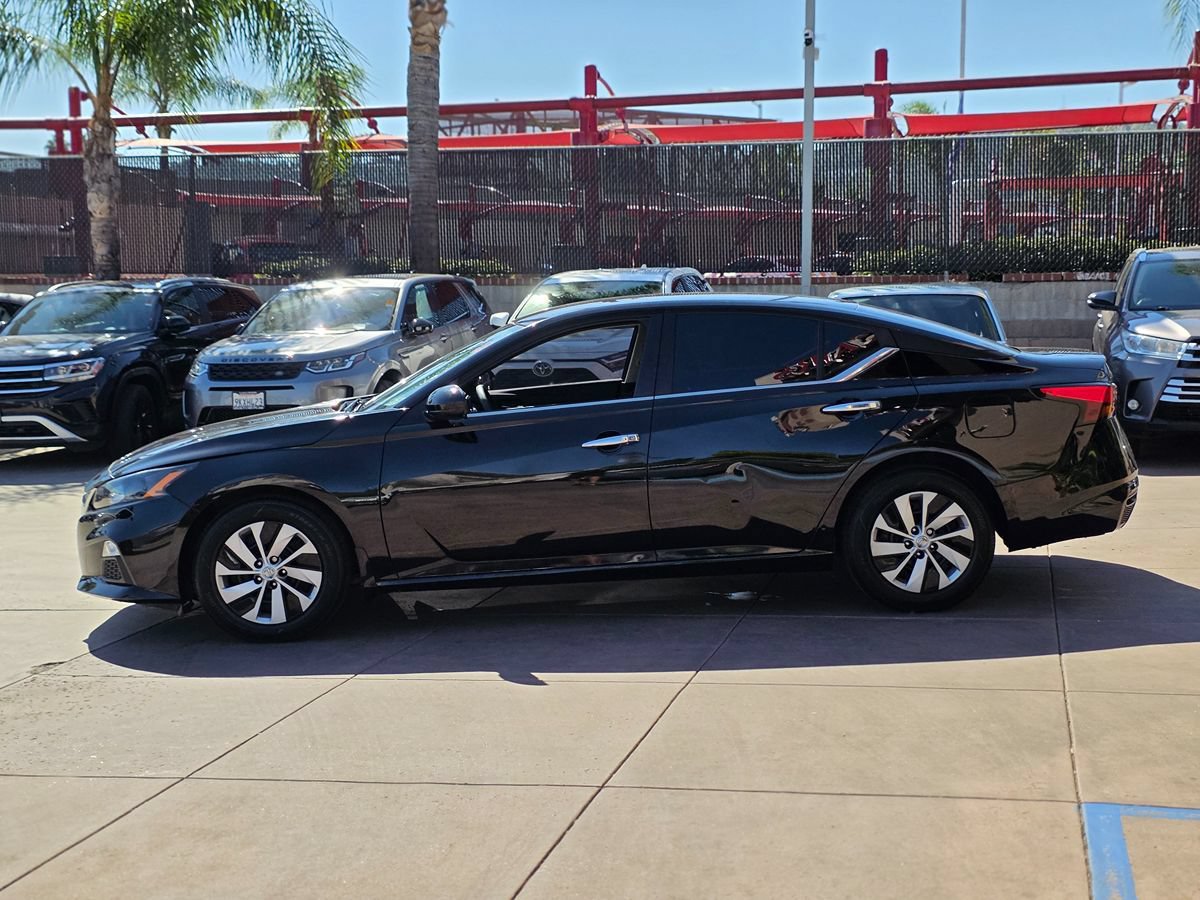 Used 2022 Nissan Altima 2.5 S FWD image 9