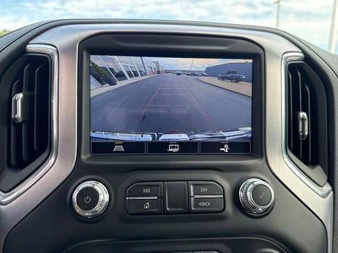 Used 2021 GMC Sierra 1500 SLT w/ SLT Premium Plus Package AWD/4WD image 29