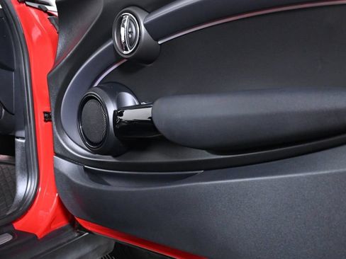 Used 2023 MINI Cooper 2-Door Hardtop FWD image 29
