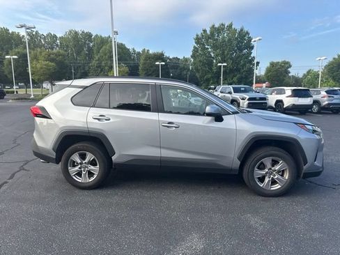 Used 2025 Toyota RAV4 XLE FWD image 2