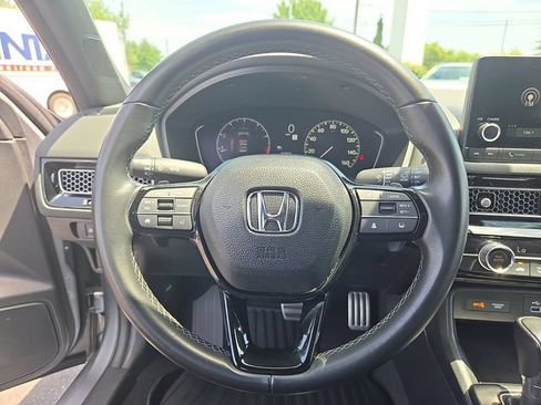 Used 2023 Honda Civic Sport image 18
