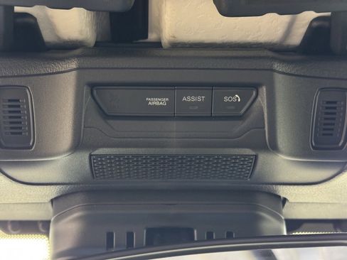 Used 2025 Jeep Wrangler Unlimited Rubicon image 39