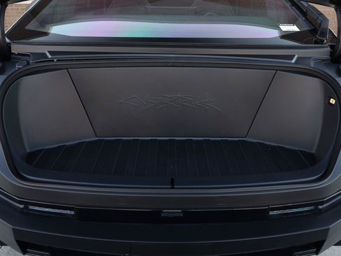 Used 2025 Tesla Cybertruck AWD Crew Cab image 13