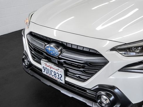 Used 2023 Subaru Outback Premium image 10