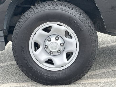Used 2022 Toyota Tacoma SR5 RWD image 23
