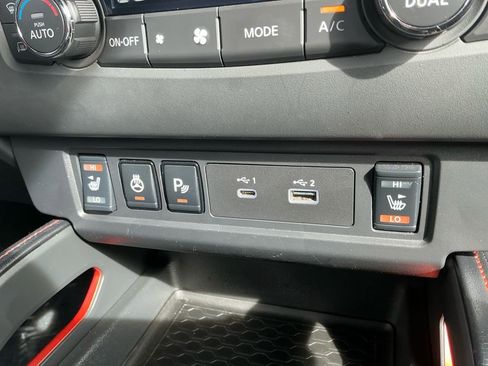 Used 2023 Nissan Frontier PRO-4X w/ Pro Convenience Package image 16