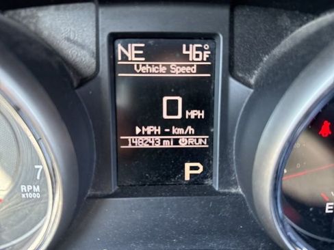 Used 2011 Jeep Grand Cherokee Laredo image 11