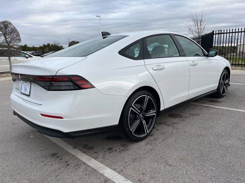 New 2026 Honda Accord SE image 3
