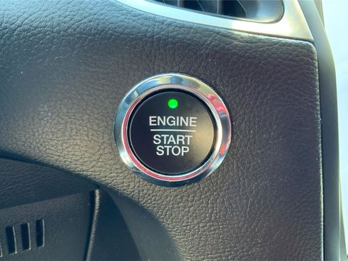 Used 2024 Ford Edge SEL AWD/4WD image 34