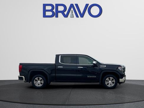 Used 2024 GMC Sierra 1500 SLT image 4