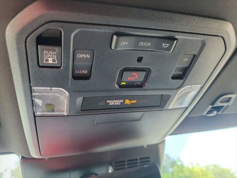 Certified 2026 Toyota Tacoma Limited AWD/4WD image 34