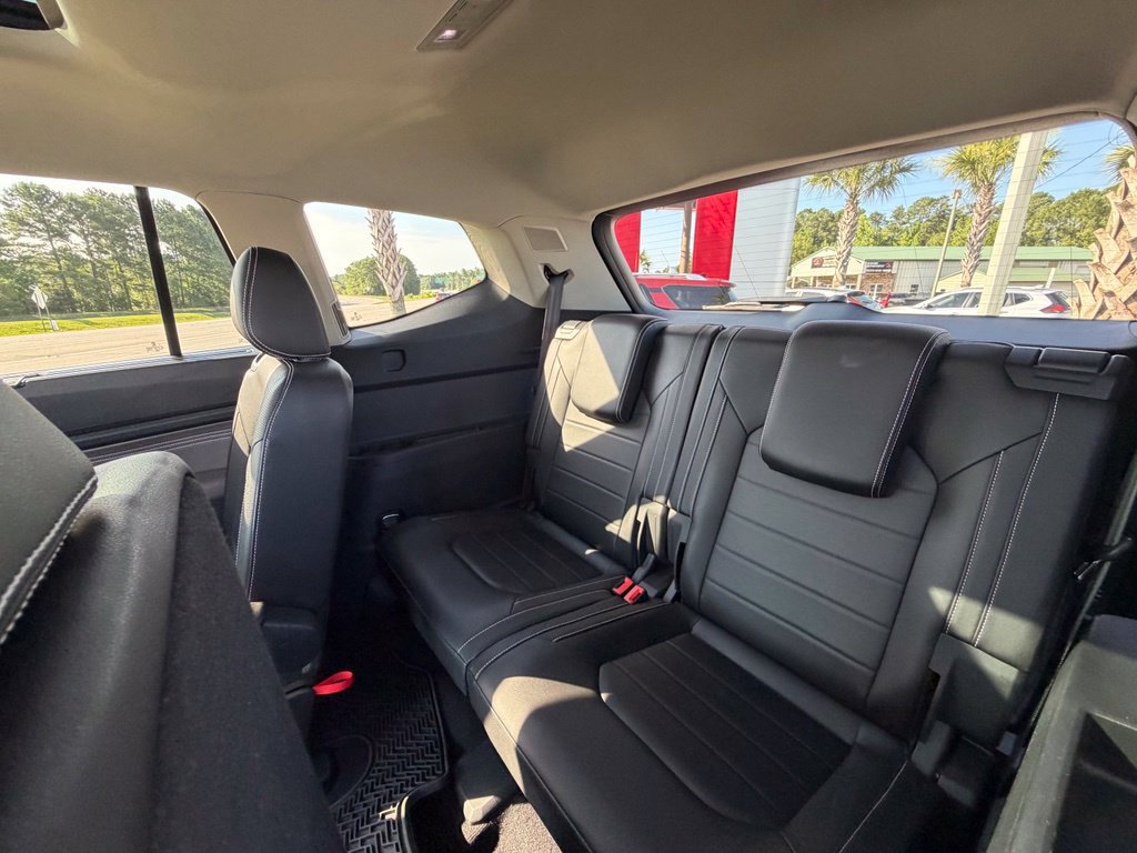 Used 2021 Volkswagen Atlas SEL Premium AWD/4WD image 25