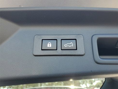 New 2026 Subaru Forester Touring image 9