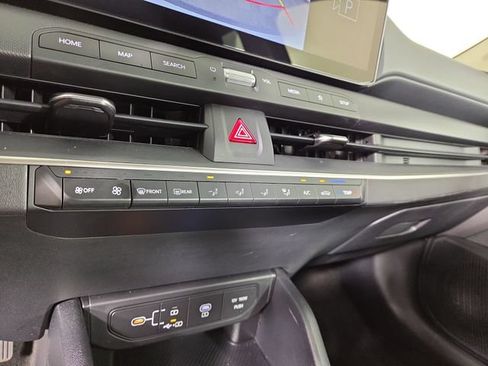 Certified 2026 Kia K4 FWD image 18