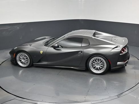 Used 2023 Ferrari 812 GTS RWD image 14