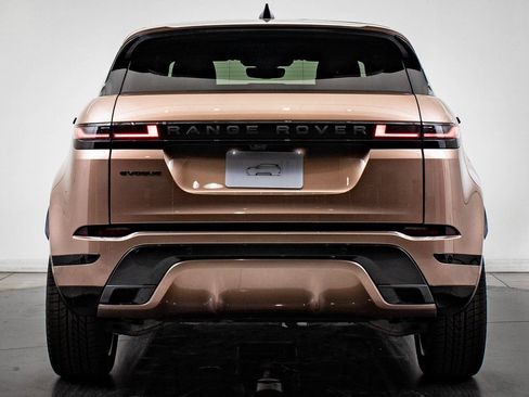 Used 2026 Land Rover Range Rover Evoque Dynamic SE AWD/4WD image 7
