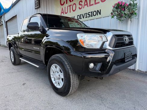 Used 2012 Toyota Tacoma PreRunner w/ SR5 Pkg RWD image 36