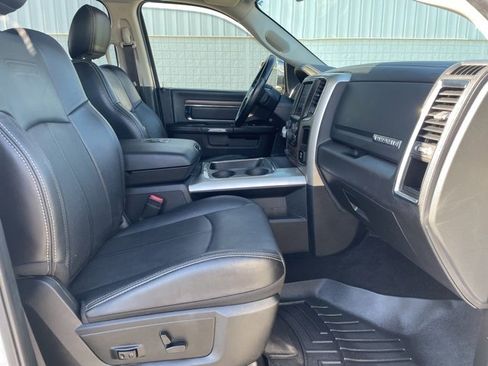 Used 2018 RAM 1500 Laramie image 16