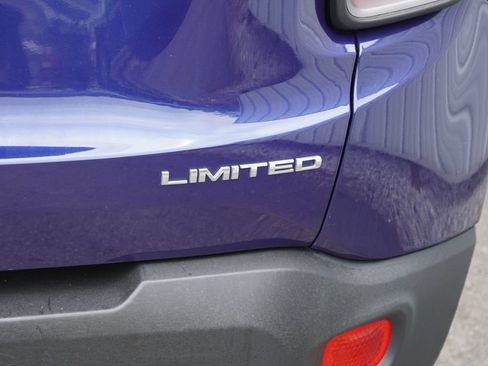 Used 2020 Jeep Renegade Limited AWD/4WD image 8