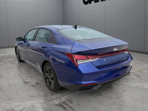 Used 2021 Hyundai Elantra SEL FWD image 12