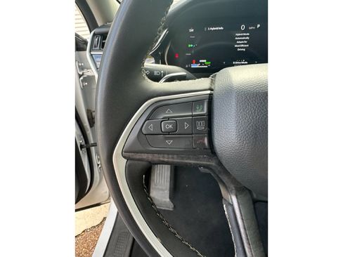 Used 2024 Jeep Grand Cherokee Limited 4xe image 20