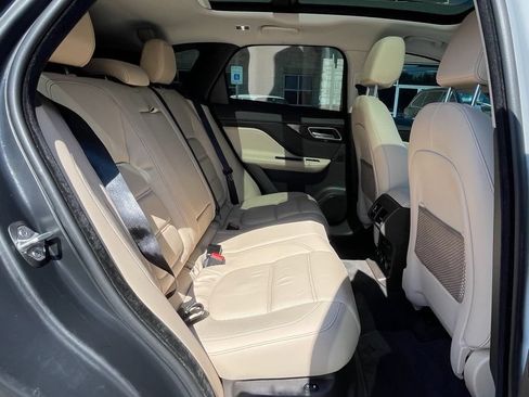 Used 2018 Jaguar F-PACE Prestige AWD/4WD image 34
