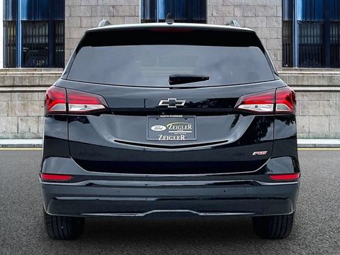 Used 2024 Chevrolet Equinox RS w/ RS Leather Package AWD/4WD image 4