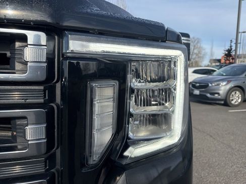 Used 2022 GMC Sierra 2500 AT4 image 5