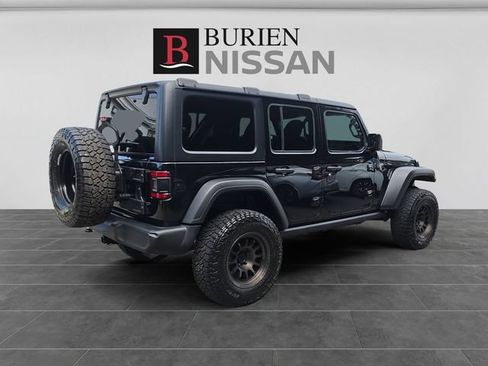 Used 2018 Jeep Wrangler Unlimited Sport S AWD/4WD image 5