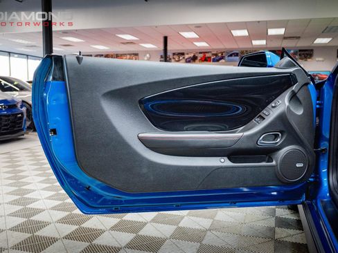 Used 2013 Chevrolet Camaro SS w/ Hot Wheels Special Edition image 14