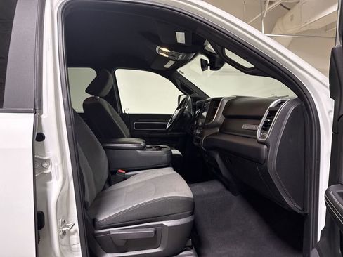 Used 2024 RAM 3500 Big Horn image 21