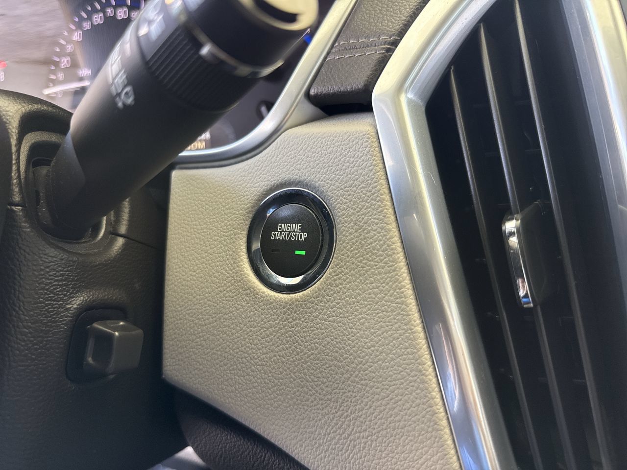 Used 2014 Cadillac SRX Performance w/ Driver Awareness Package FWD image 16