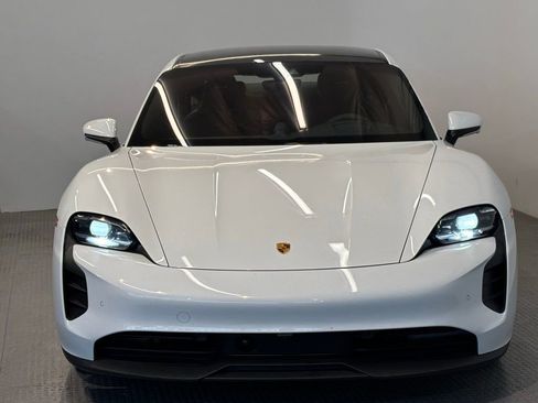 Used 2023 Porsche Taycan GTS image 2