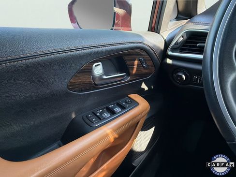 Used 2021 Chrysler Pacifica Pinnacle image 55