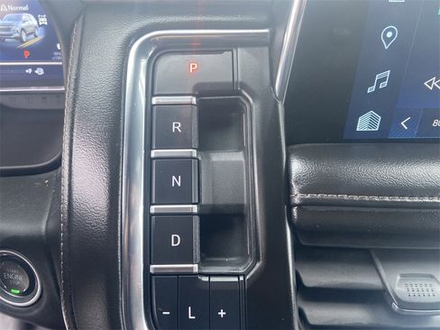 Certified 2023 Chevrolet Tahoe High Country w/ Premium Package 2 image 16